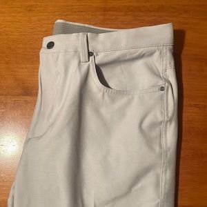 Greg Norman Performance Stretch men’s golf pants